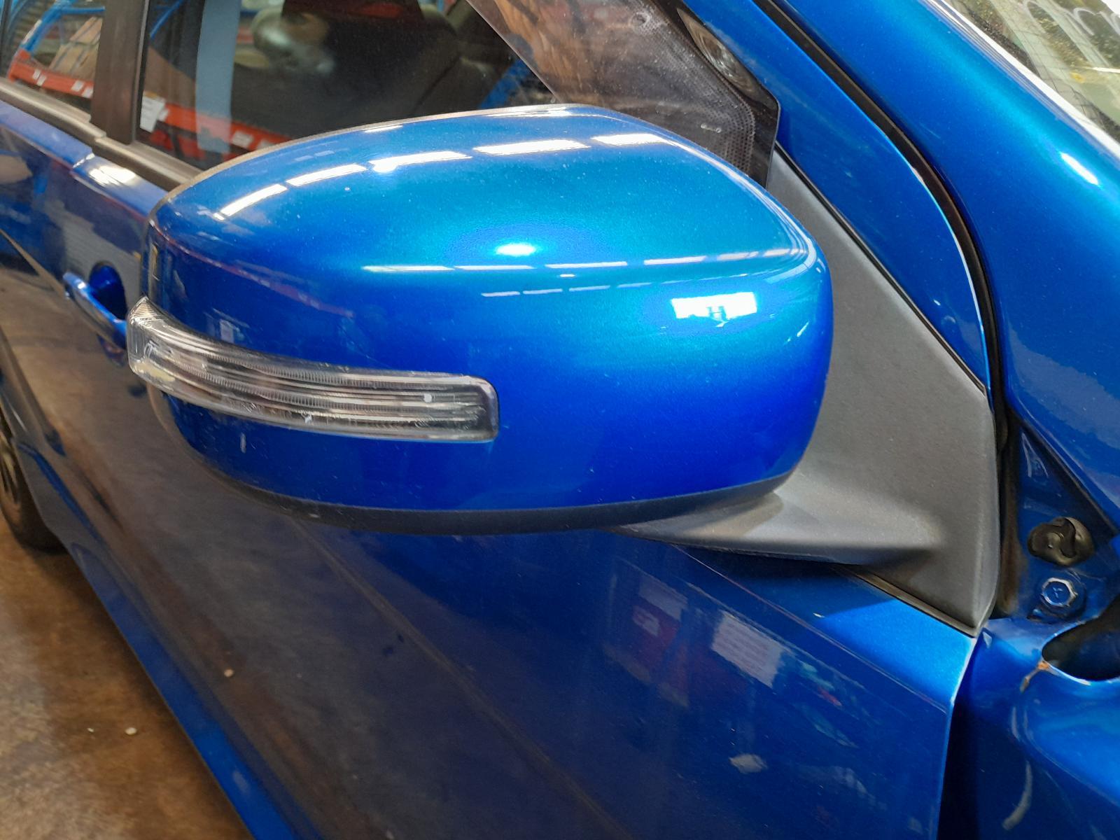 View Auto part Right Door Mirror Mitsubishi Lancer 2017