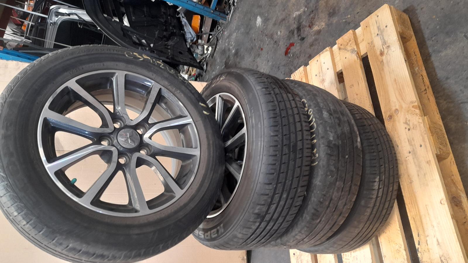 View Auto part Wheel Mag Mitsubishi Lancer 2017