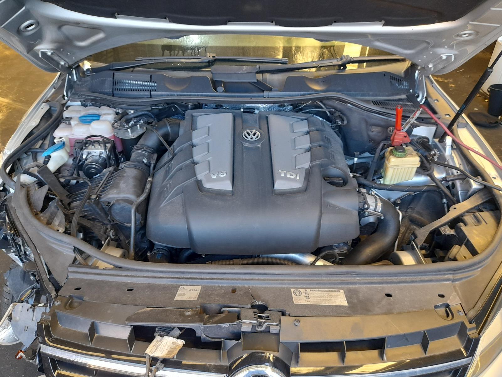 View Auto part Engine Volkswagen Touareg 2011