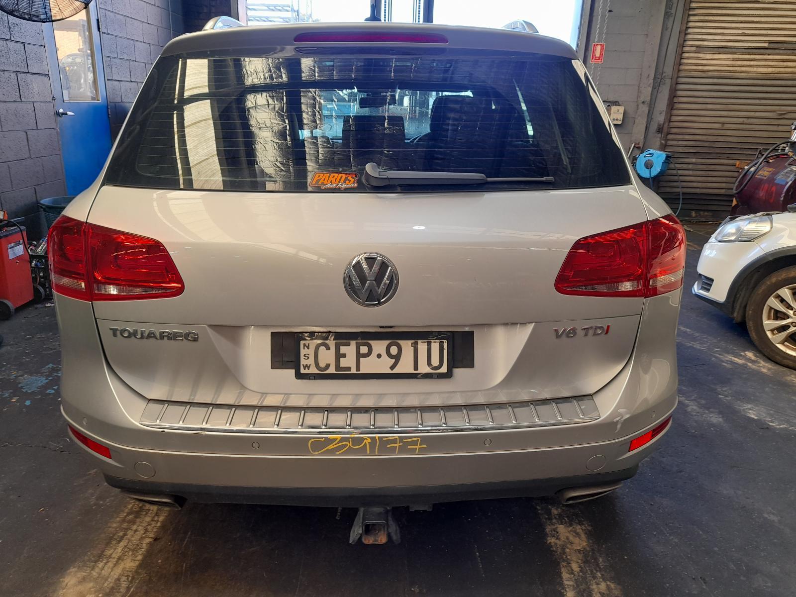 View Auto part Bootlid/Tailgate Volkswagen Touareg 2011