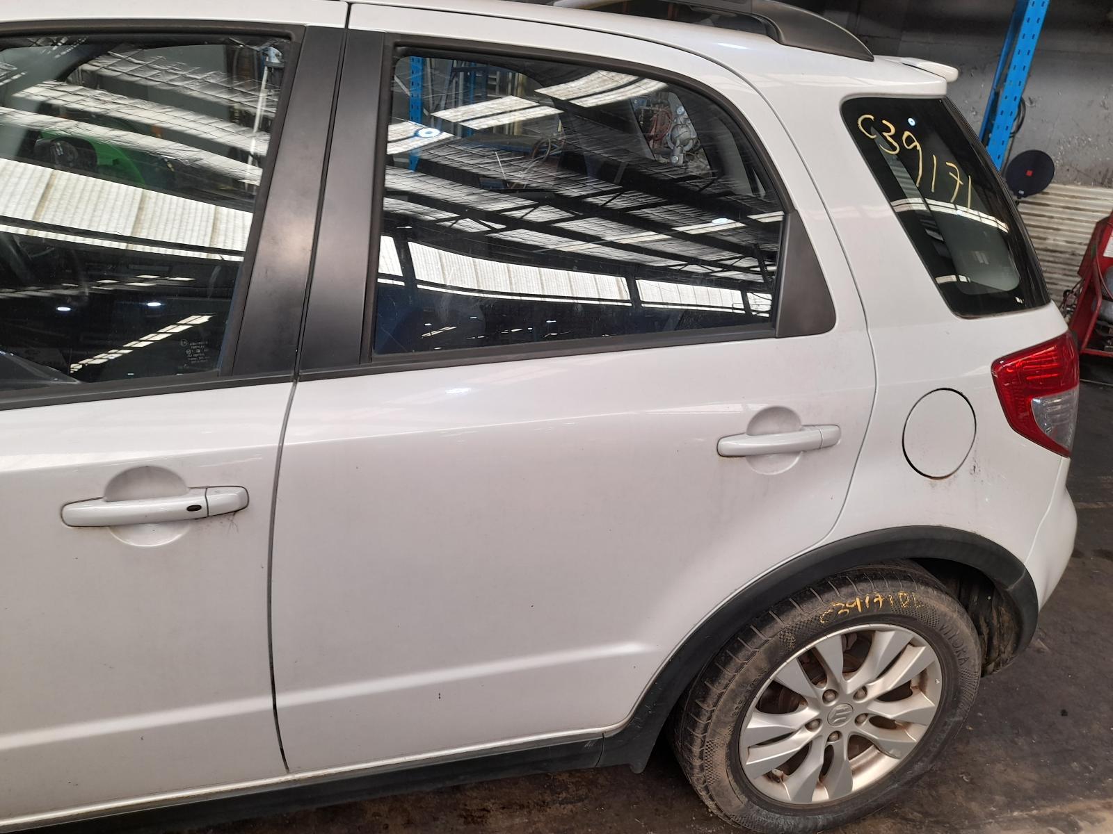 View Auto part Left Rear Door Window Suzuki Sx4 2013