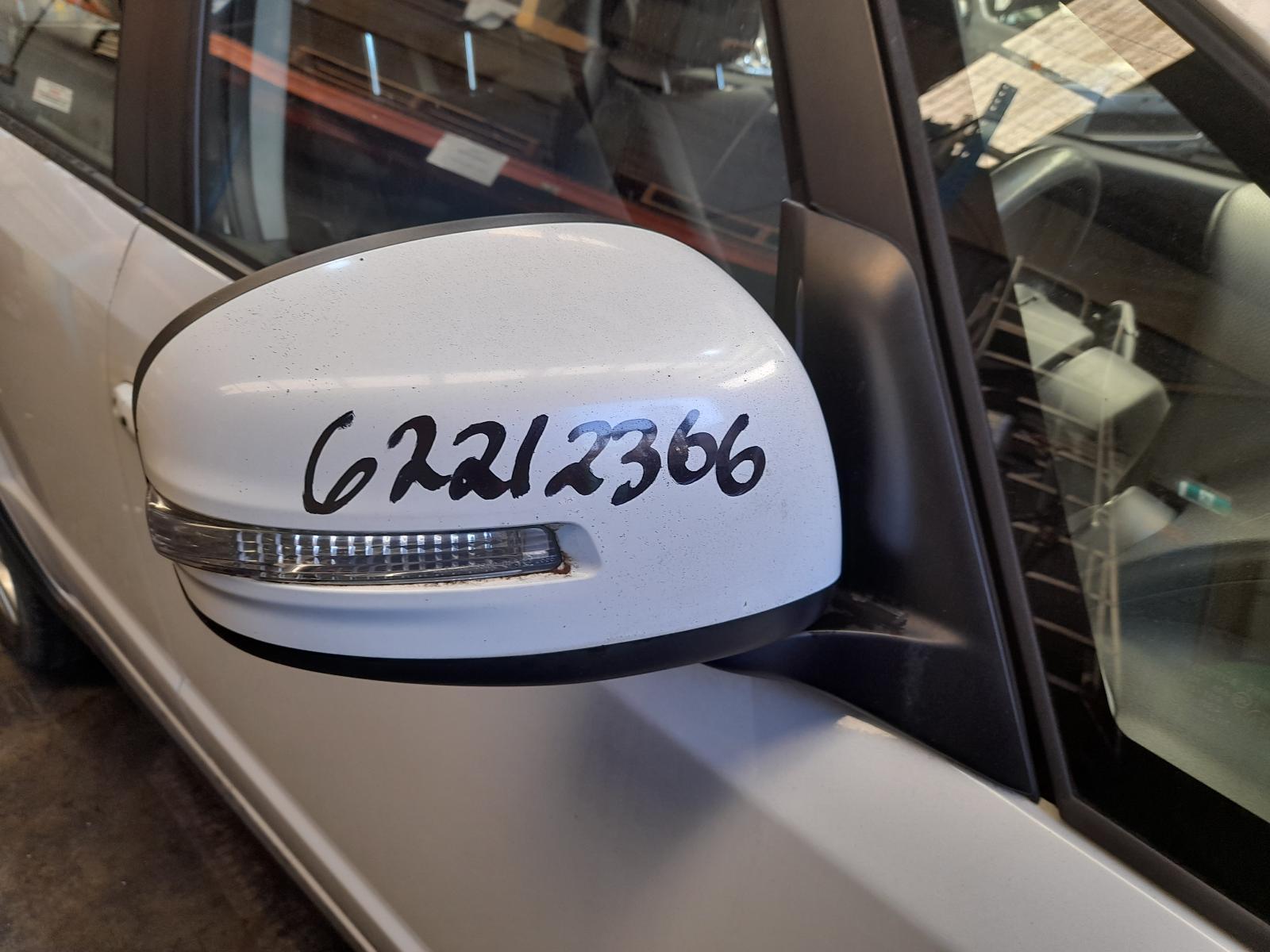 View Auto part Right Door Mirror Suzuki Sx4 2013