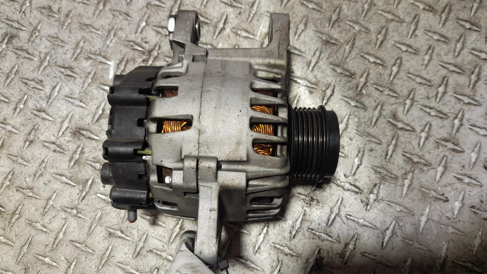 View Auto part Alternator Hyundai I30 2014