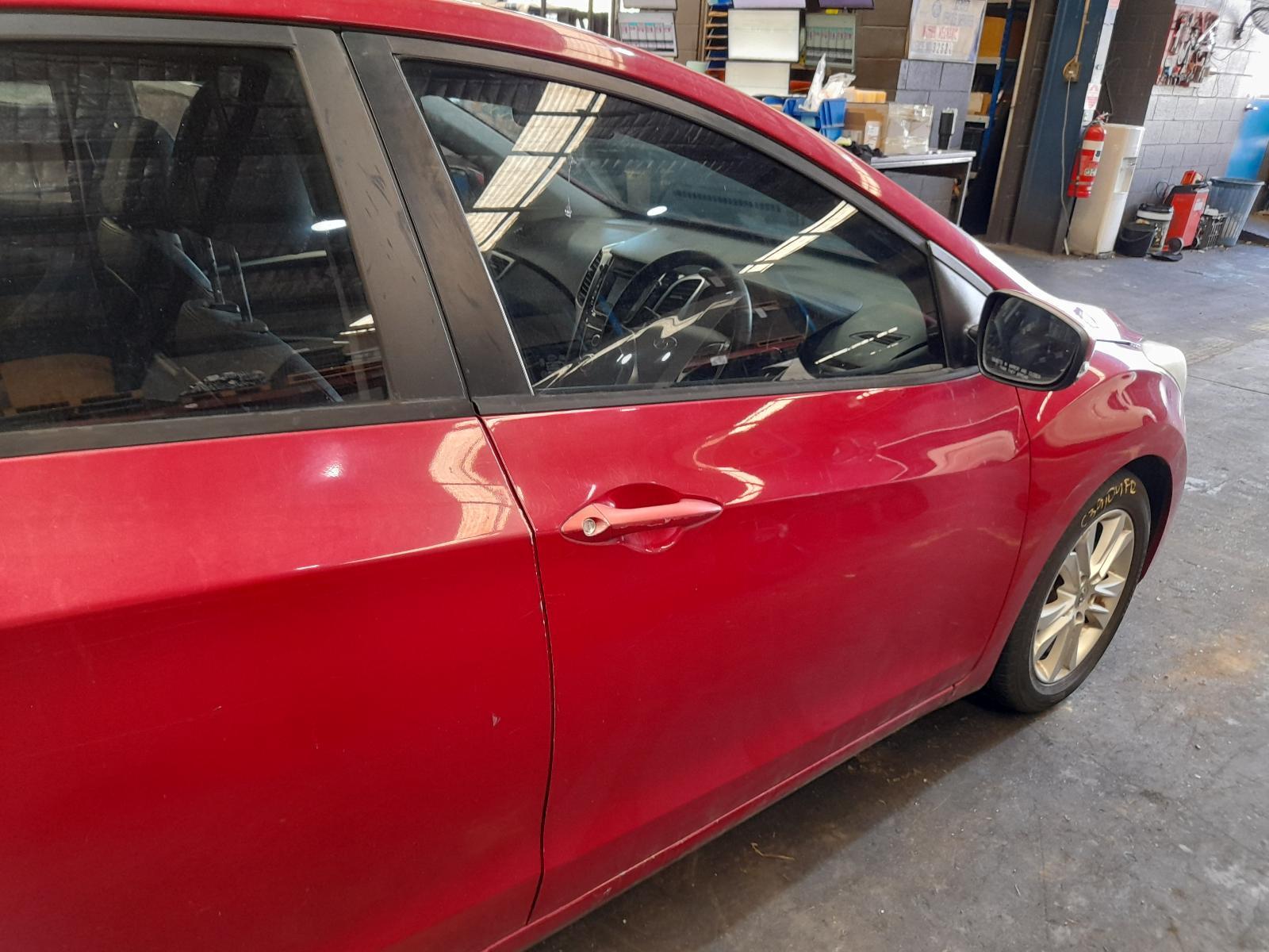 View Auto part Right Front Door Hyundai I30 2014