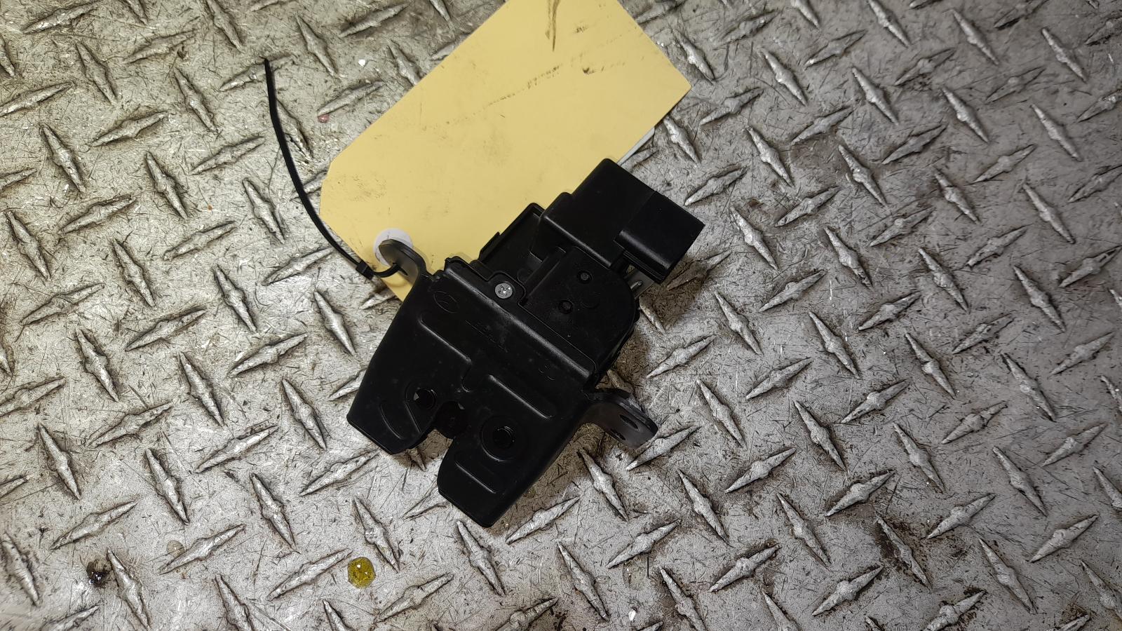 View Auto part Door/Boot/Gate Lock Hyundai I30 2014