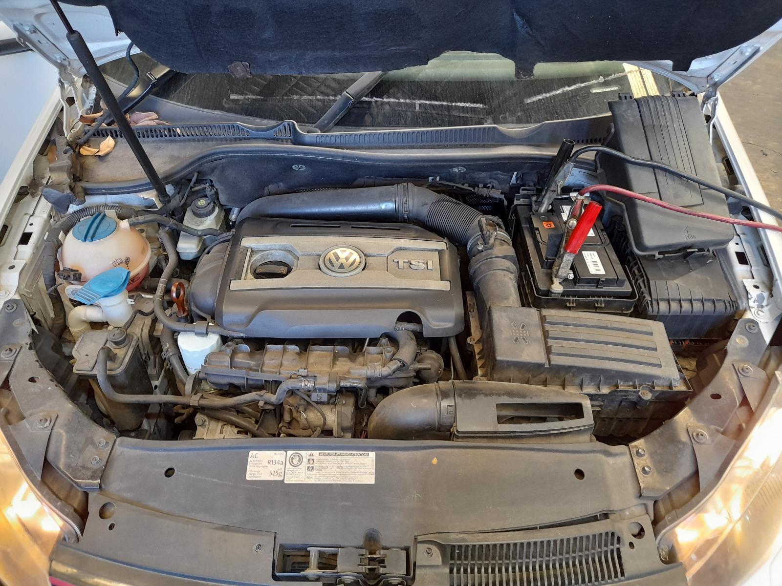 View Auto part Engine Volkswagen Golf 2011