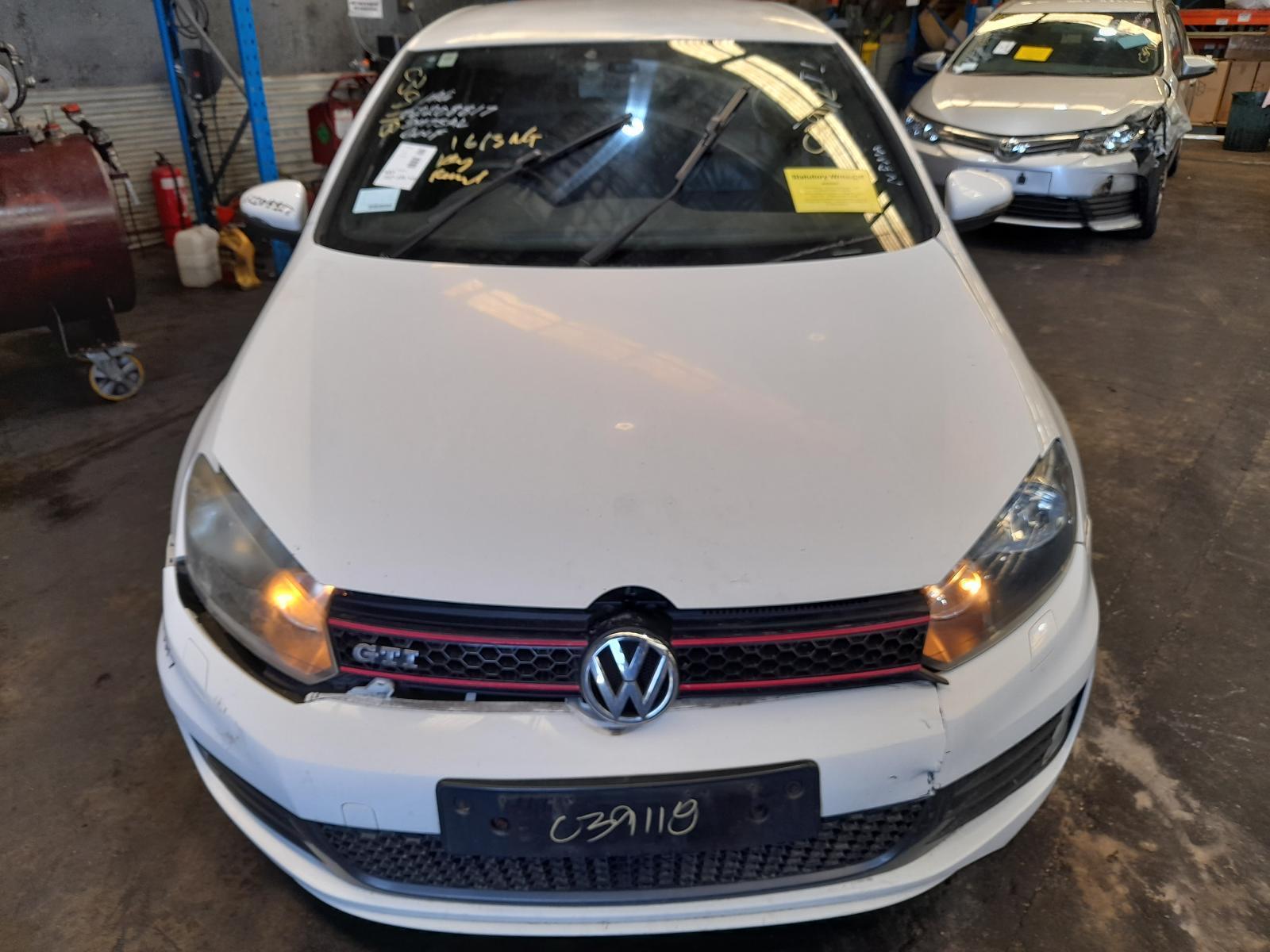 View Auto part Trans/Gearbox Volkswagen Golf 2011