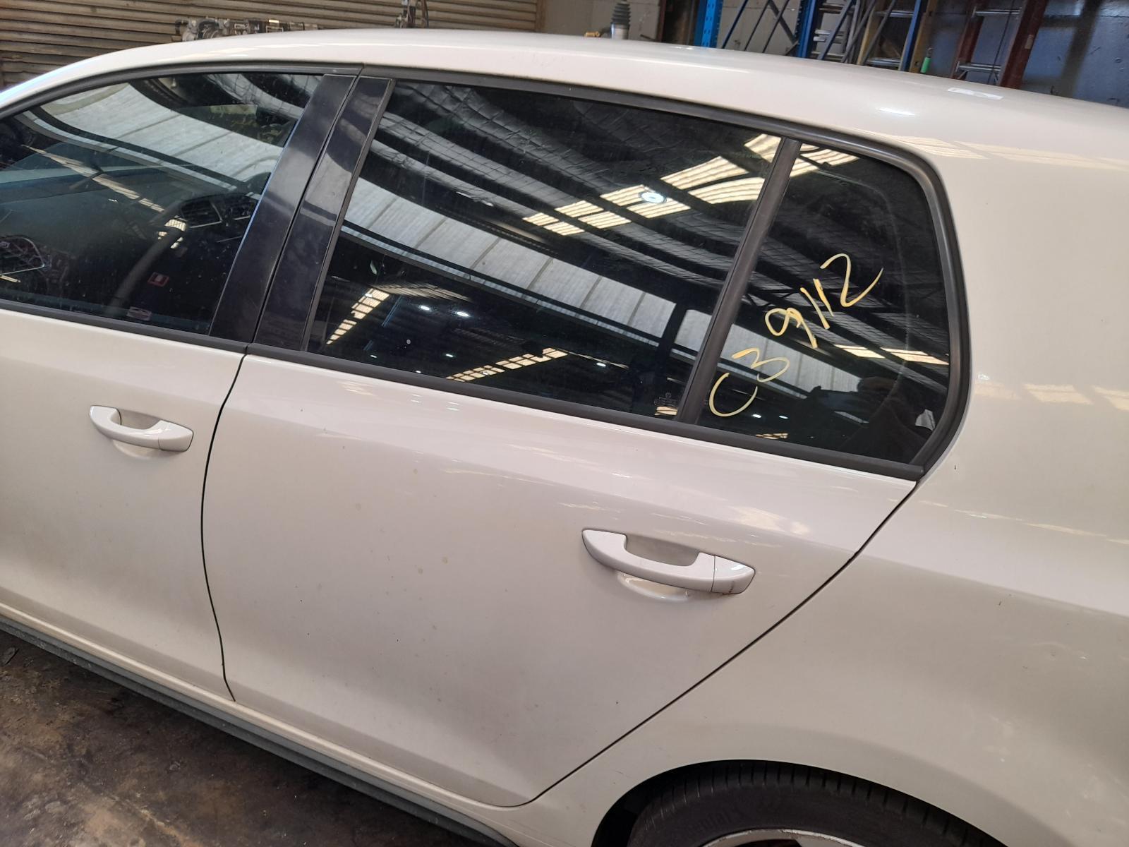 View Auto part Left Rear Wnd Reg/Motor Volkswagen Golf 2011