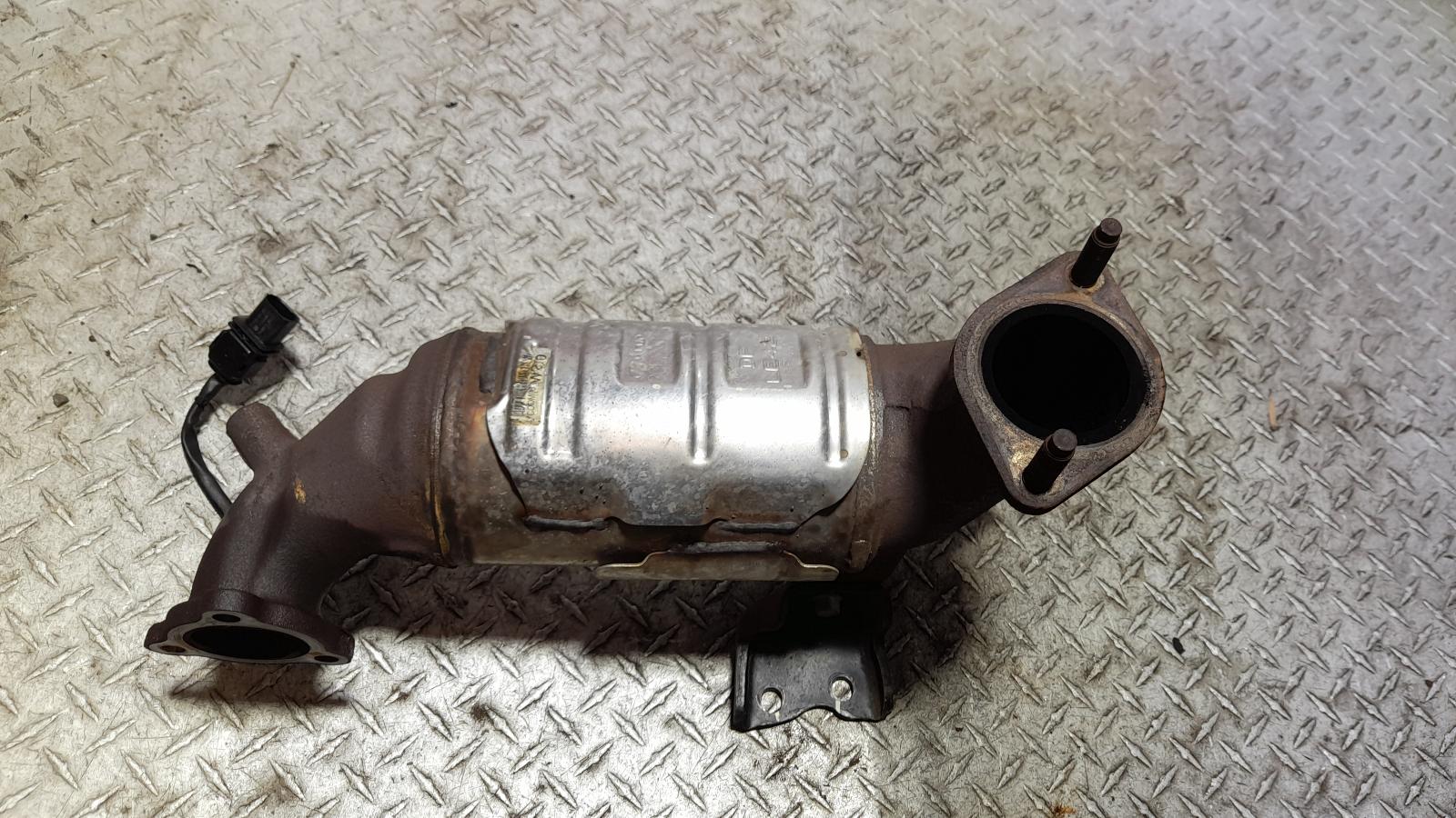 View Auto part Catalytic Converter Kia Sorento 2013