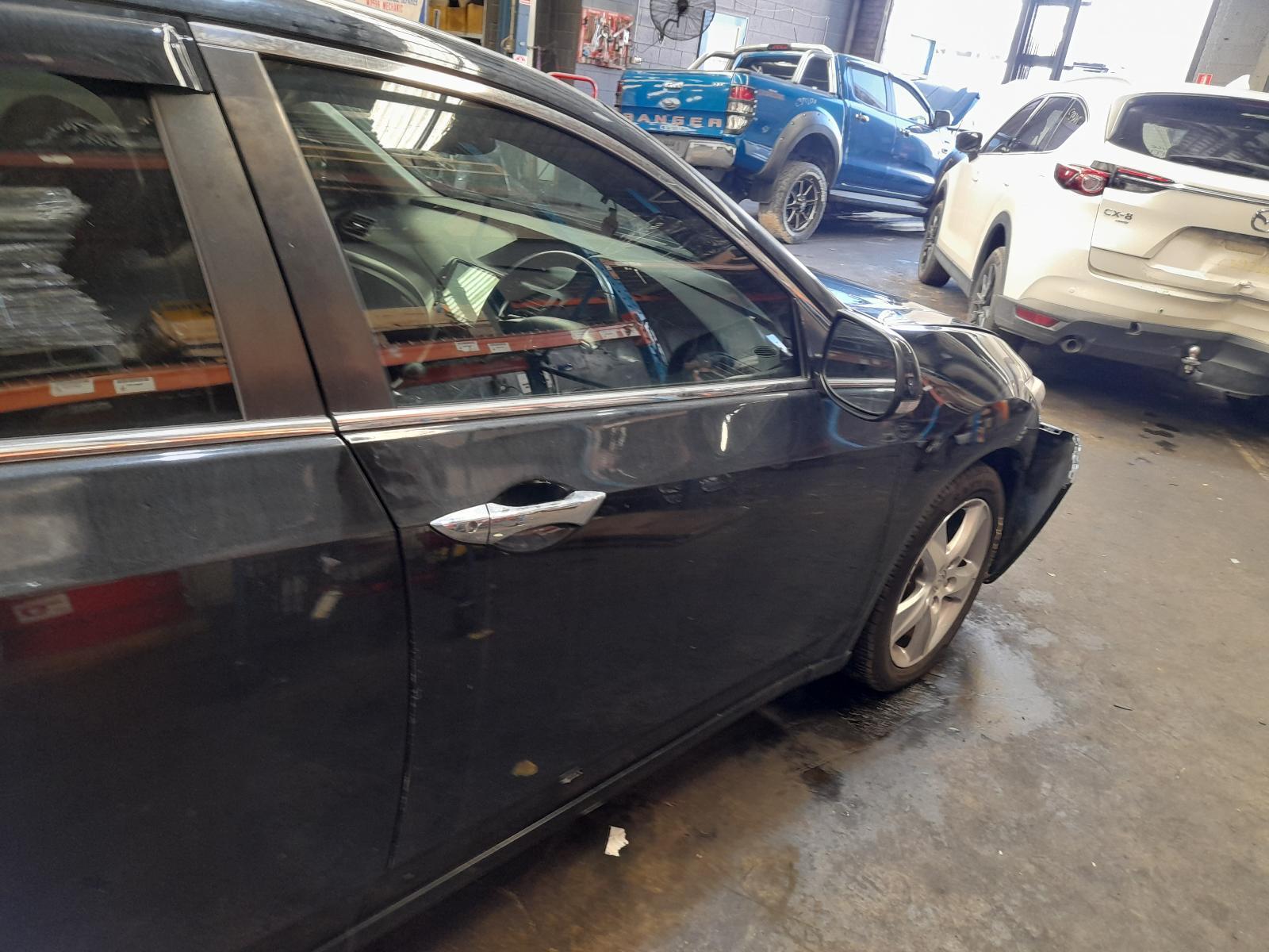 View Auto part Right Front Door Honda Accord 2011