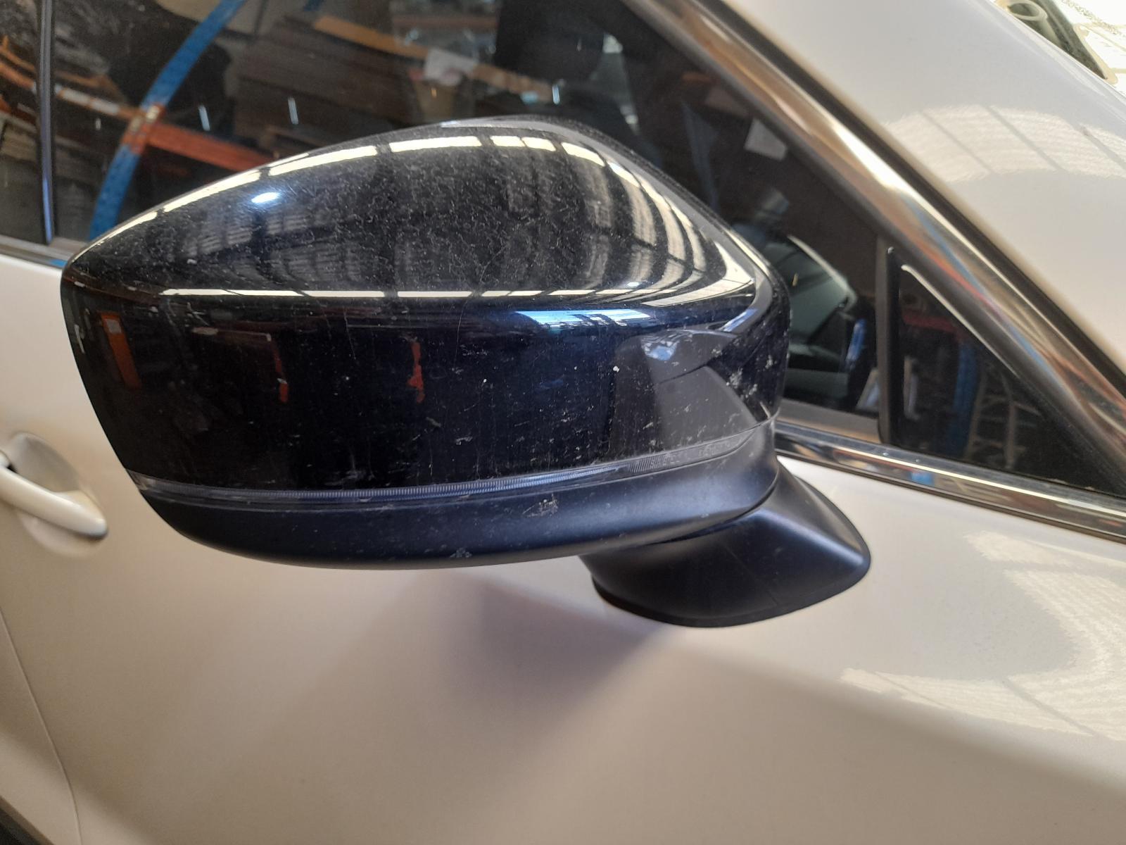 View Auto part Right Door Mirror Mazda Cx8 2022