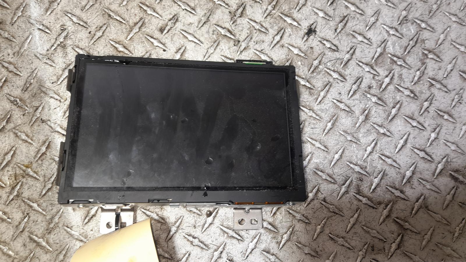 View Auto part Radio/Cd/Dvd/Sat/Tv Nissan Pathfinder 2020