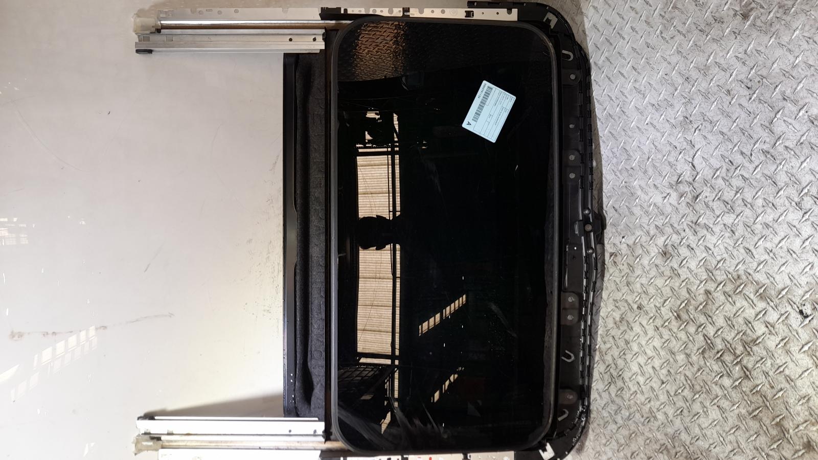 View Auto part Roof Glass/Sunroof/T Mazda Cx5 2015