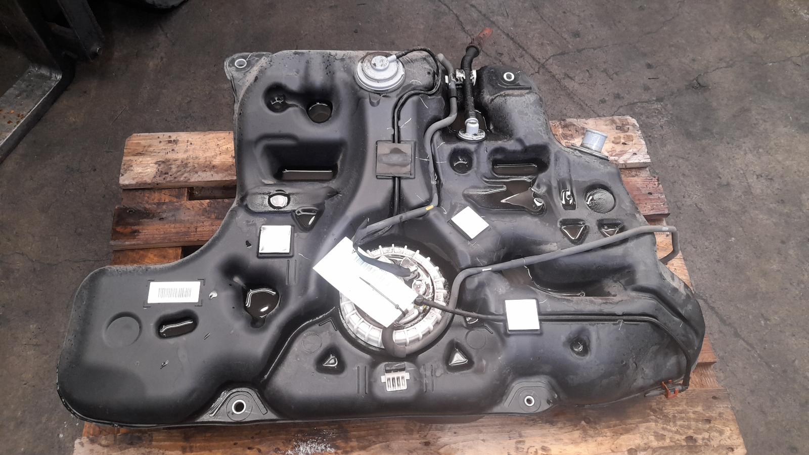 View Auto part Fuel Tank Toyota Corolla 2011