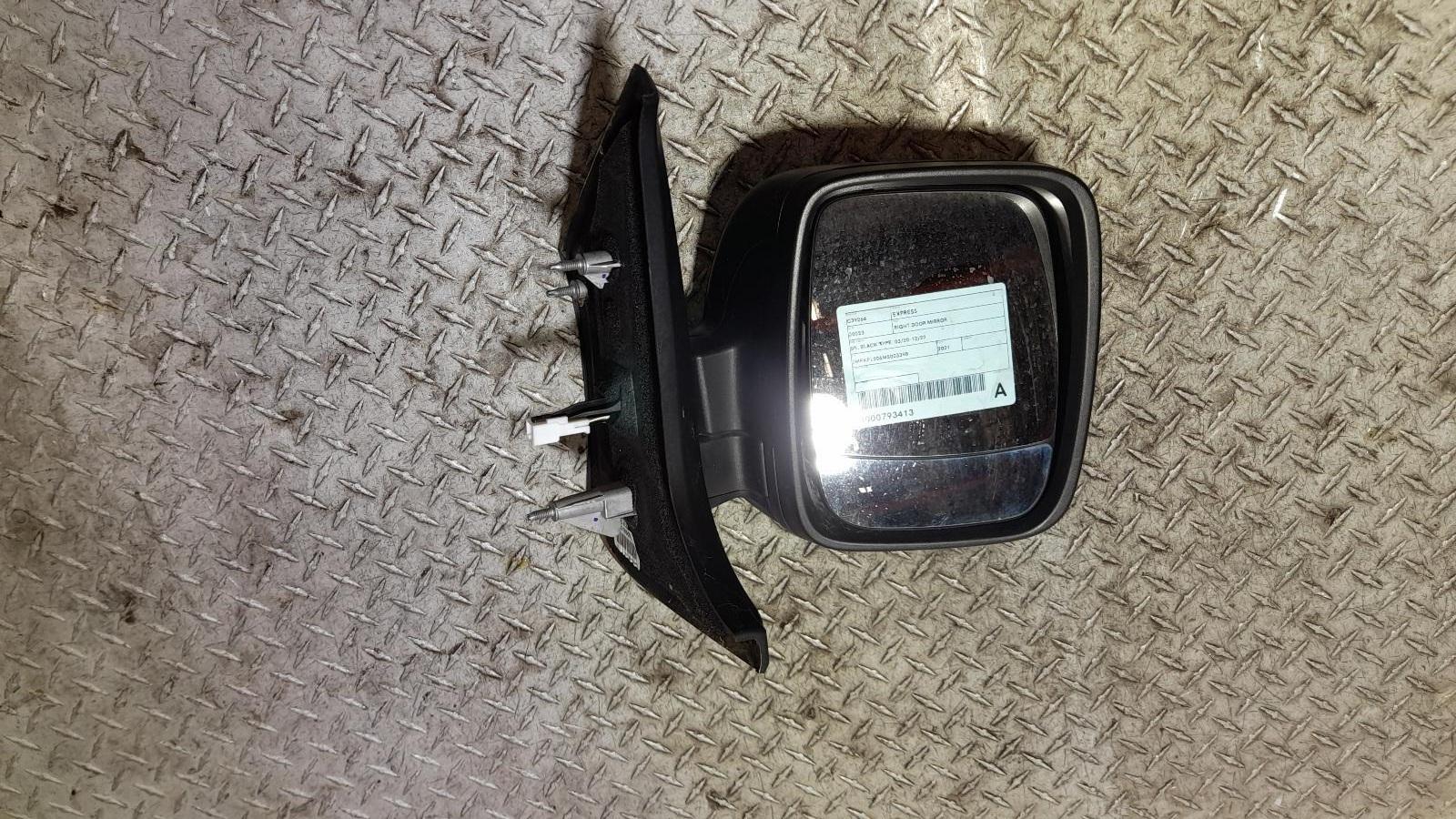 View Auto part Right Door Mirror Mitsubishi Express 2021