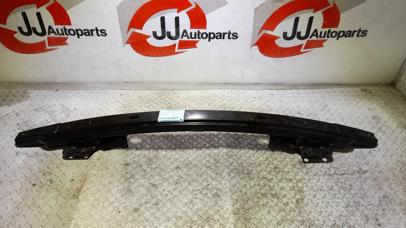 View Auto part F/Bar Reinforc/Brack Hyundai Iload/imax 2015