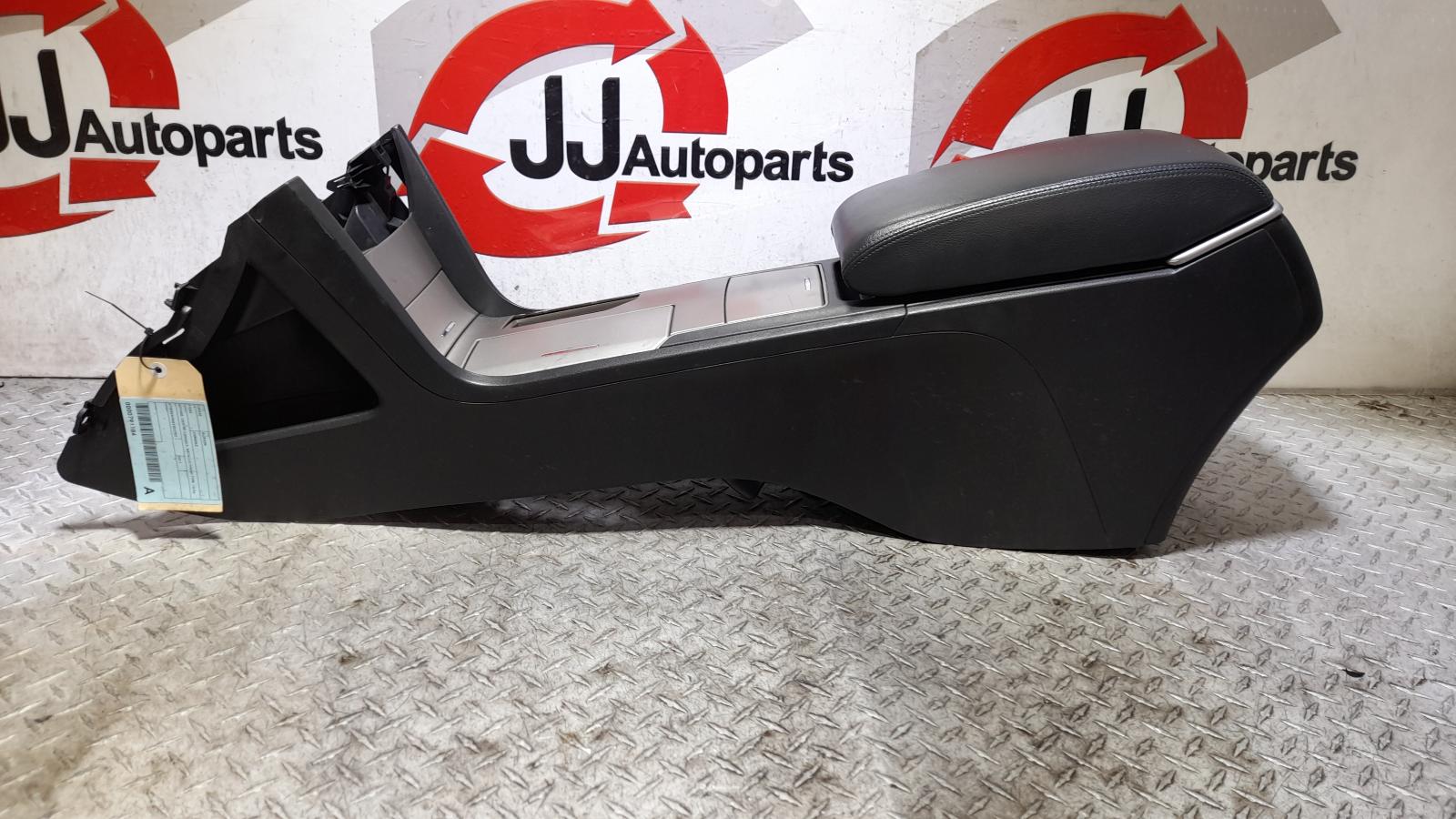 View Auto part Console Toyota Aurion 2011