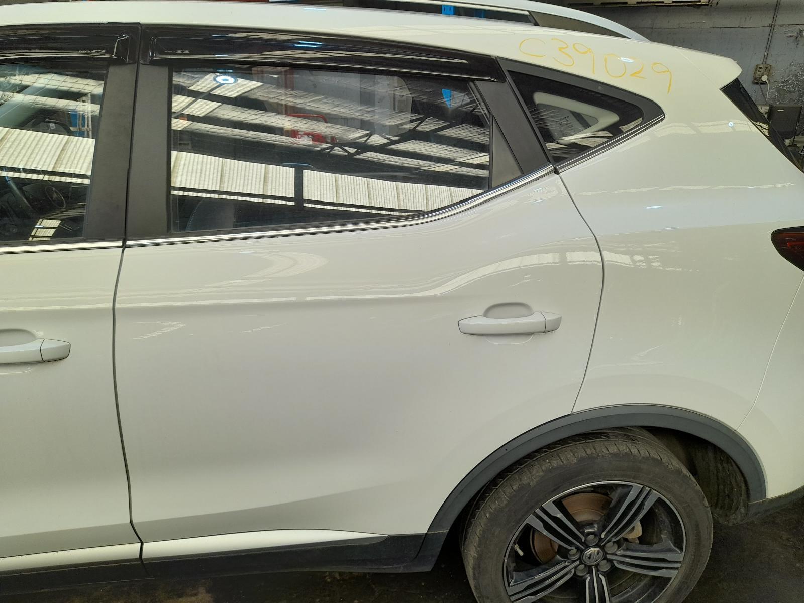 View Auto part Left Rear Door/Sliding Mg Zs 2020