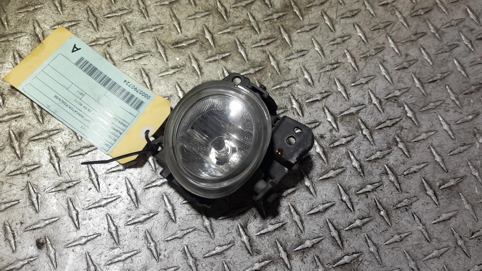 View Auto part Right Indicator/Fog/Side Mazda Cx7 2011
