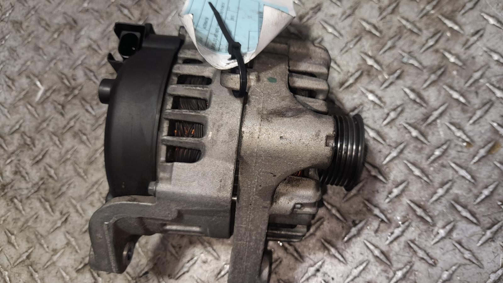 View Auto part Alternator Bmw X5 2013