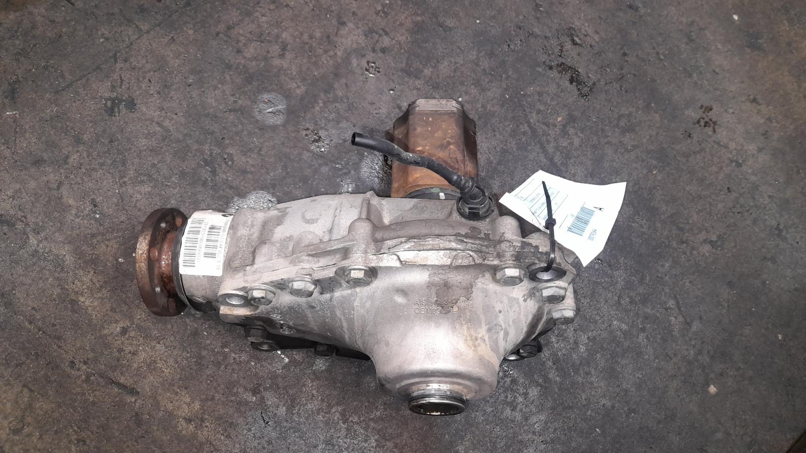 View Auto part Differential Centre Bmw X5 2013