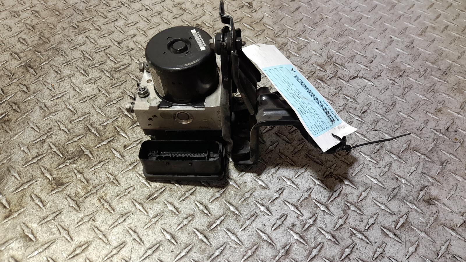 View Auto part Abs Pump/Modulator Volkswagen Golf 2011