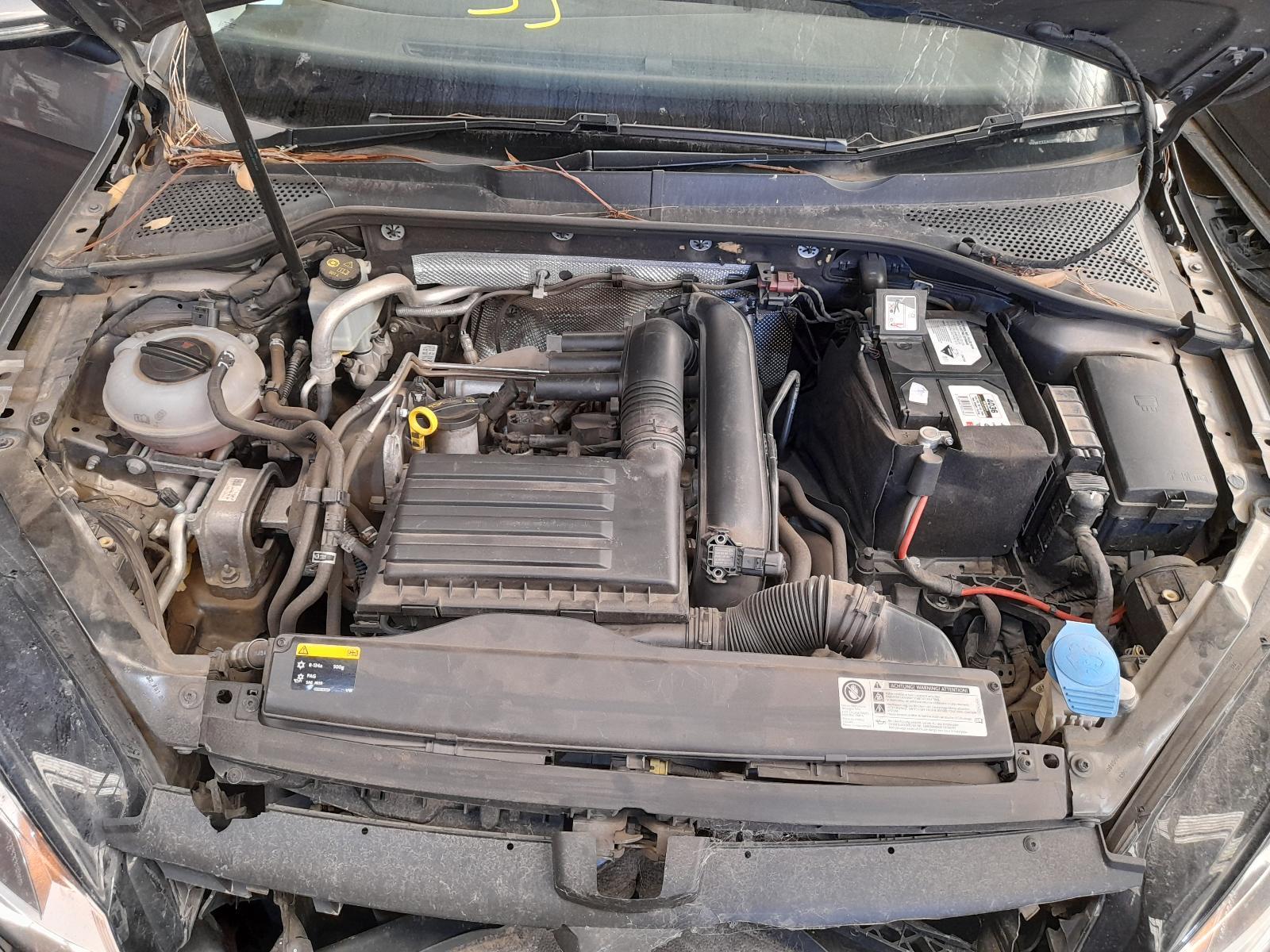 View Auto part Engine Volkswagen Golf 2015