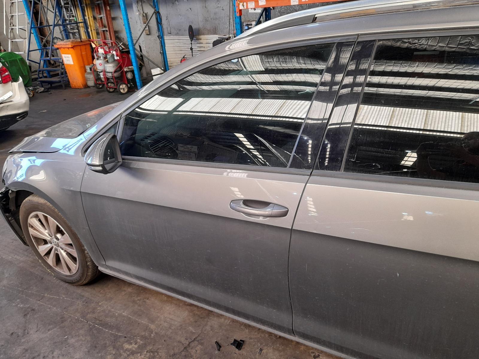 View Auto part Left Front Door Volkswagen Golf 2015