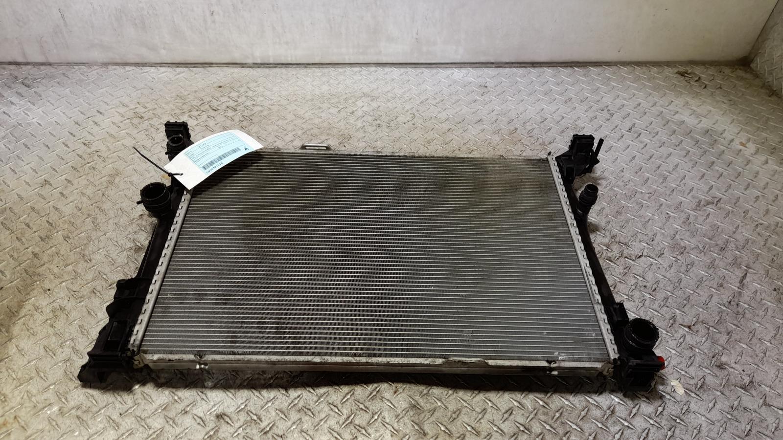 View Auto part Radiator Mercedes B Class 2015