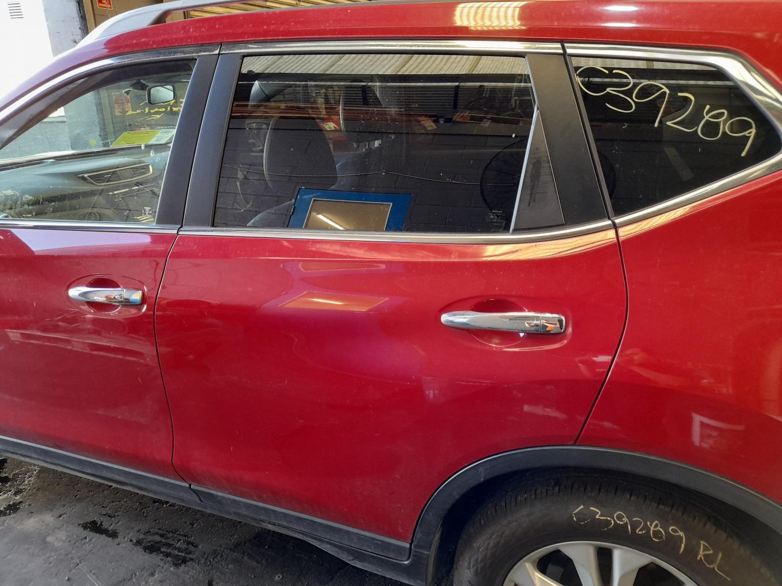 View Auto part Left Rear Wnd Reg/Motor Nissan Xtrail 2015