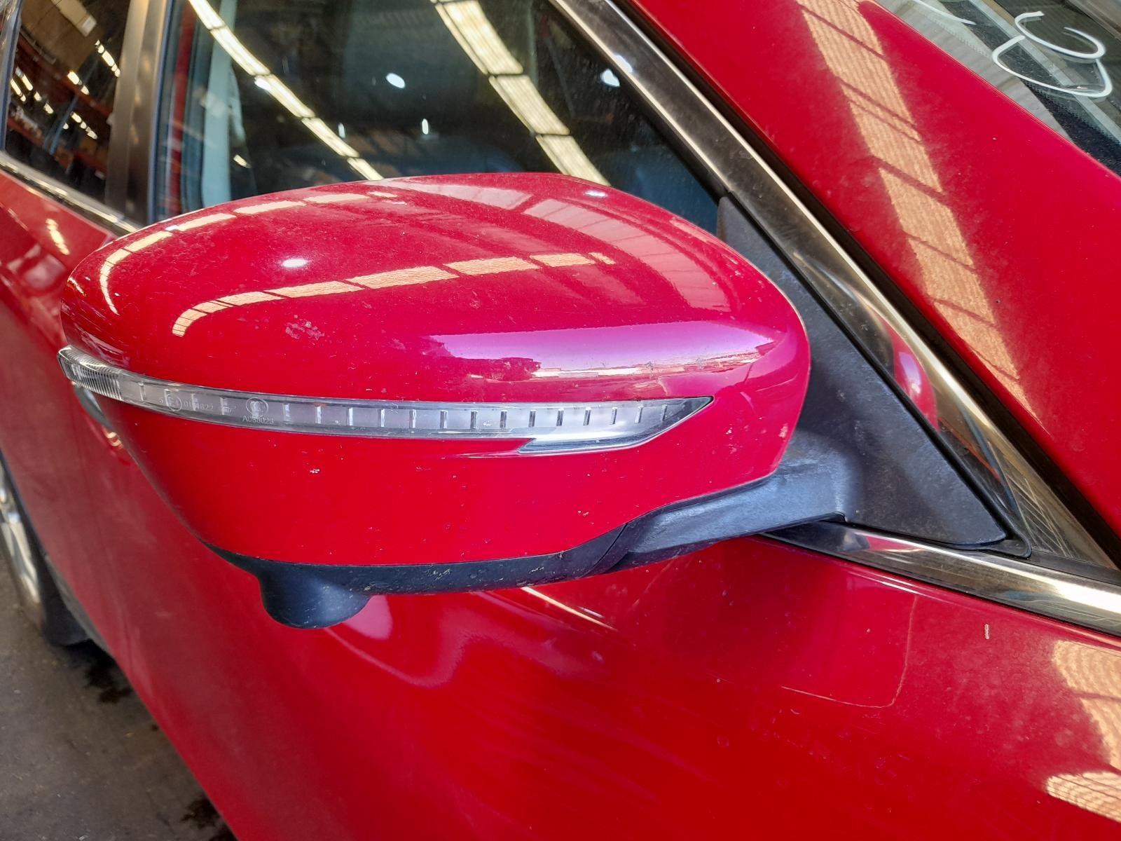 View Auto part Right Door Mirror Nissan Xtrail 2015