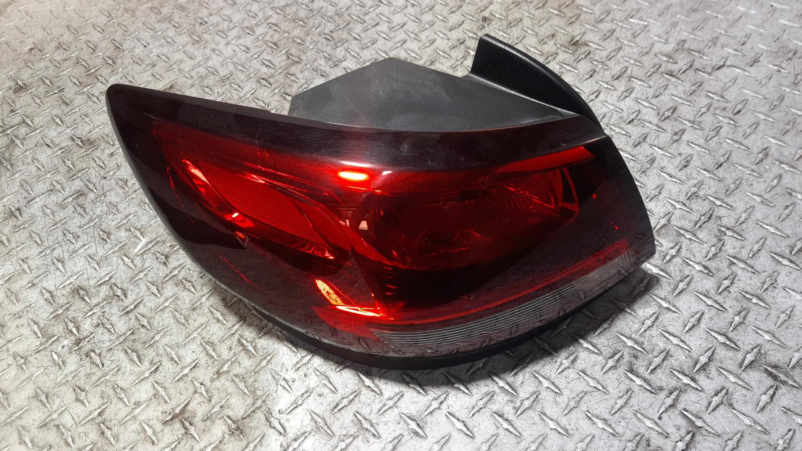 View Auto part Left Taillight Holden Commodore 2016
