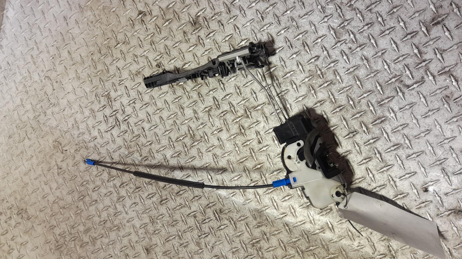 View Auto part Door/Boot/Gate Lock Holden Commodore 2016