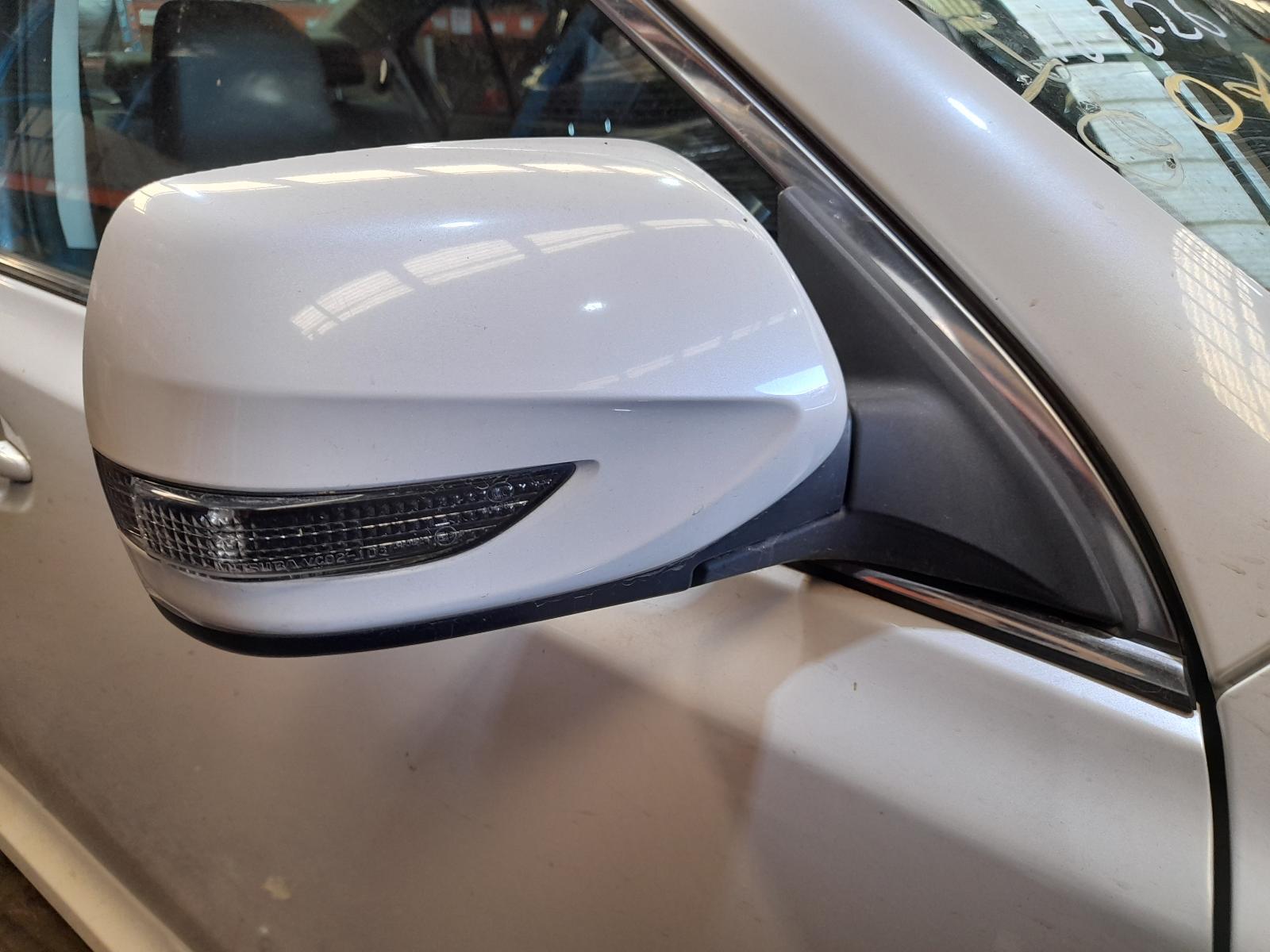 View Auto part Right Door Mirror Subaru Liberty 2011