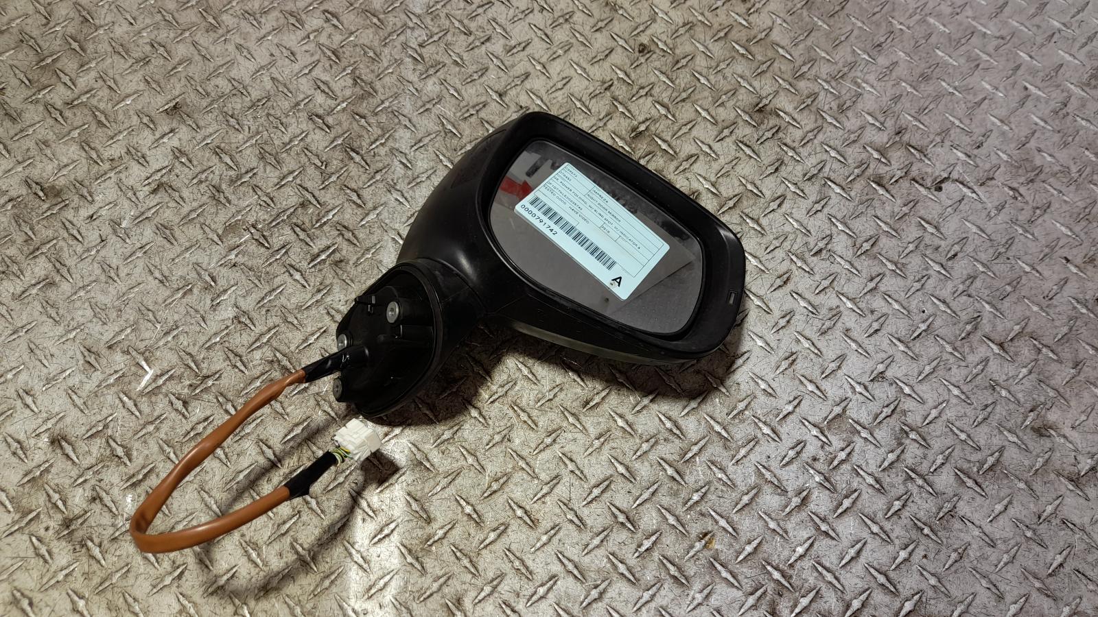 View Auto part Right Door Mirror Subaru Impreza 2018