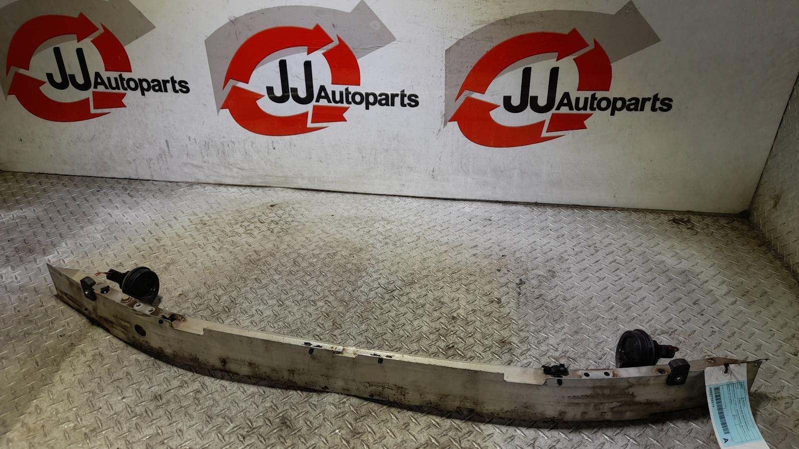 View Auto part F/Bar Reinforc/Brack Bmw 5 Series 2012