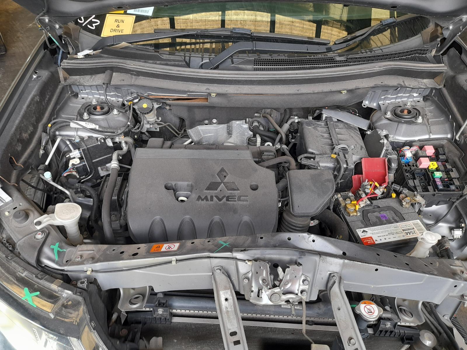 View Auto part Engine Mitsubishi Outlander 2017