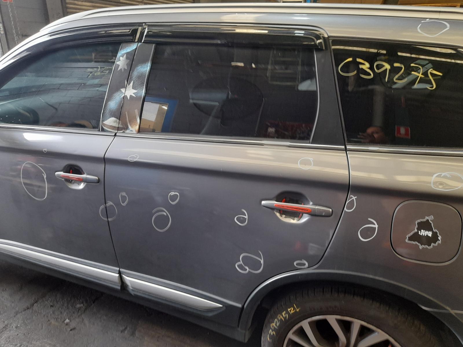 View Auto part Left Rear Door Window Mitsubishi Outlander 2017