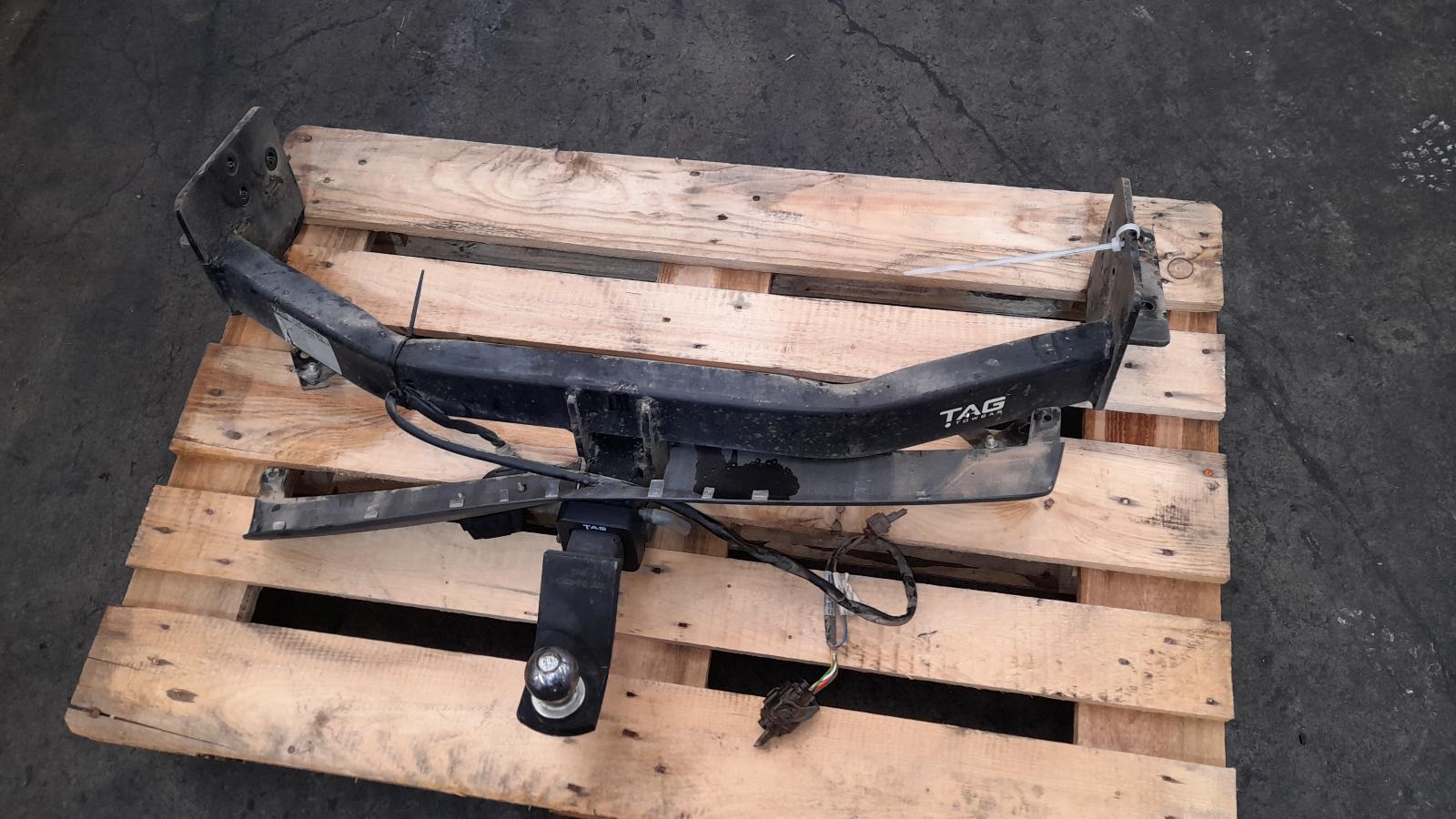 View Auto part Towbar Holden Trailblazer 2019