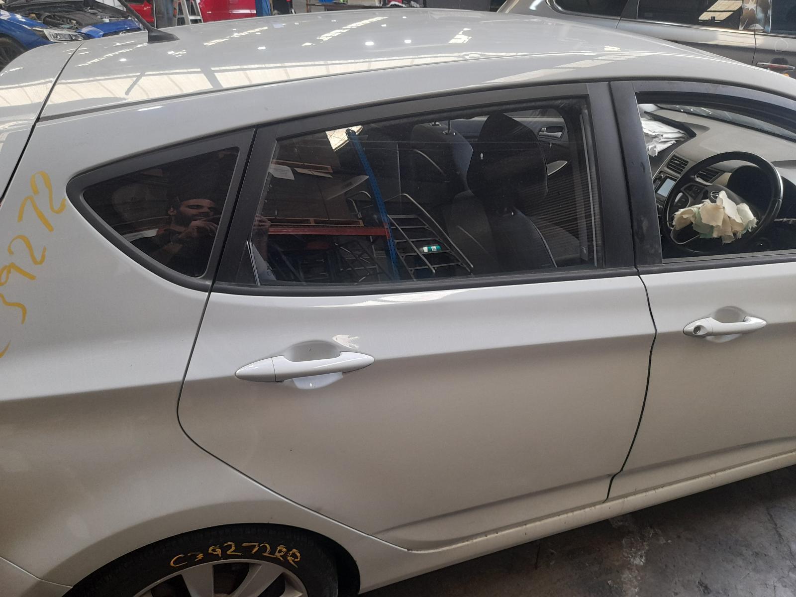 View Auto part Right Rear Door Sliding Hyundai Accent 2019