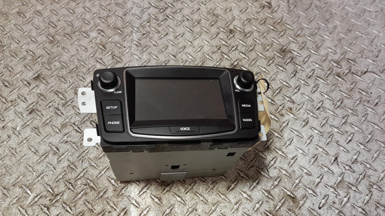 View Auto part Radio/Cd/Dvd/Sat/Tv Hyundai Accent 2019
