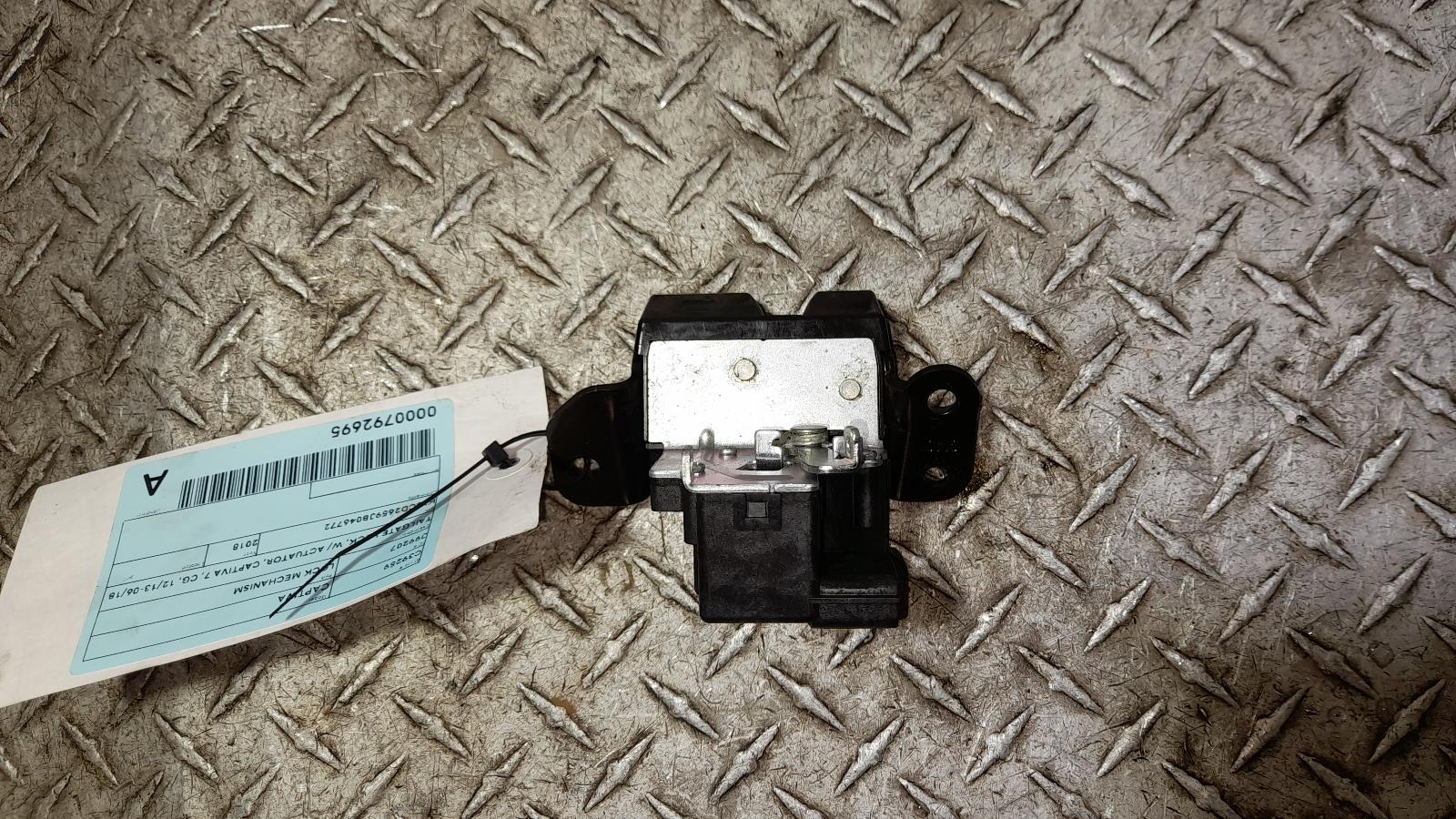 View Auto part Door/Boot/Gate Lock Holden Captiva 2018