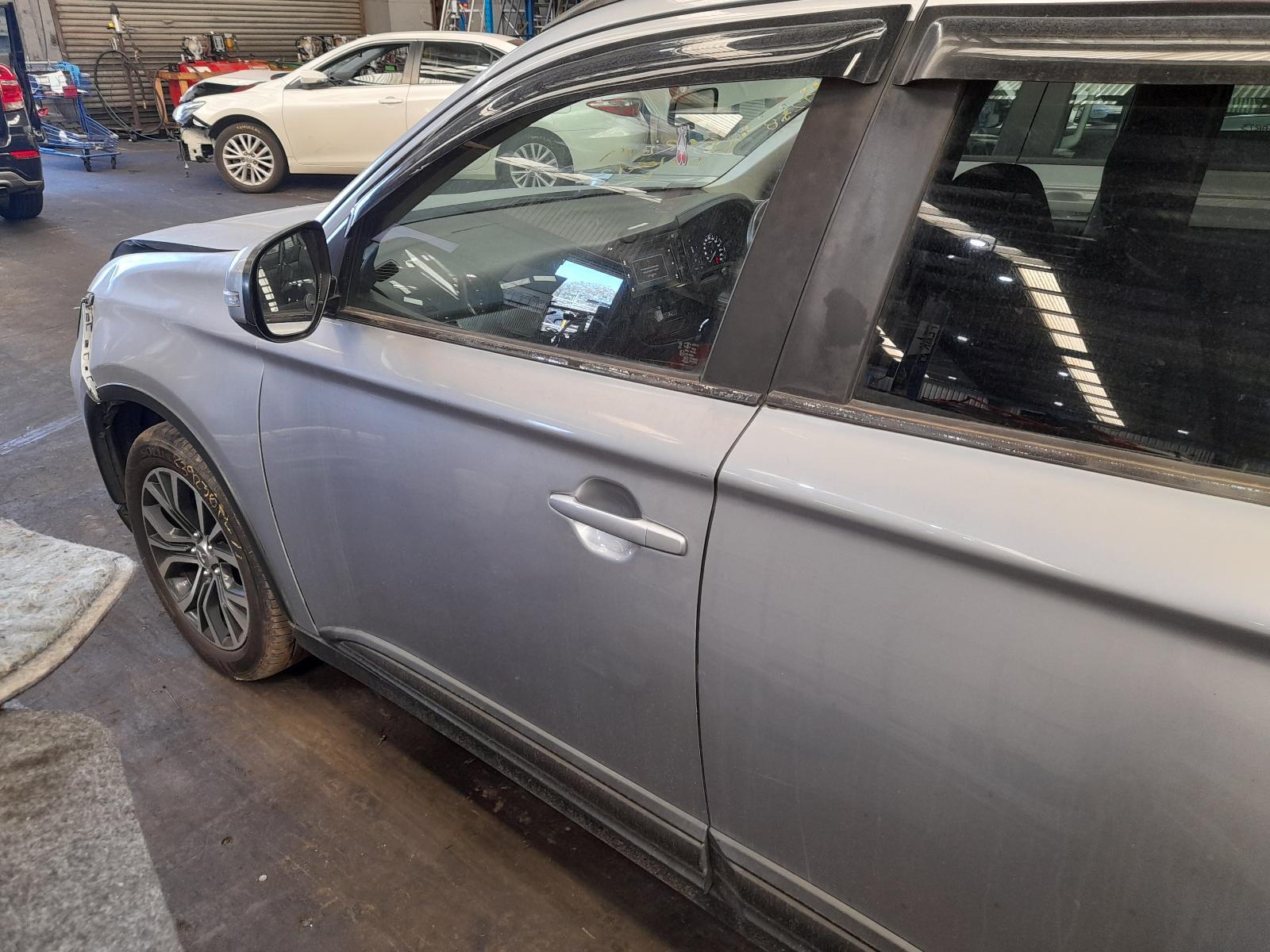 View Auto part Left Front Door Mitsubishi Outlander 2016