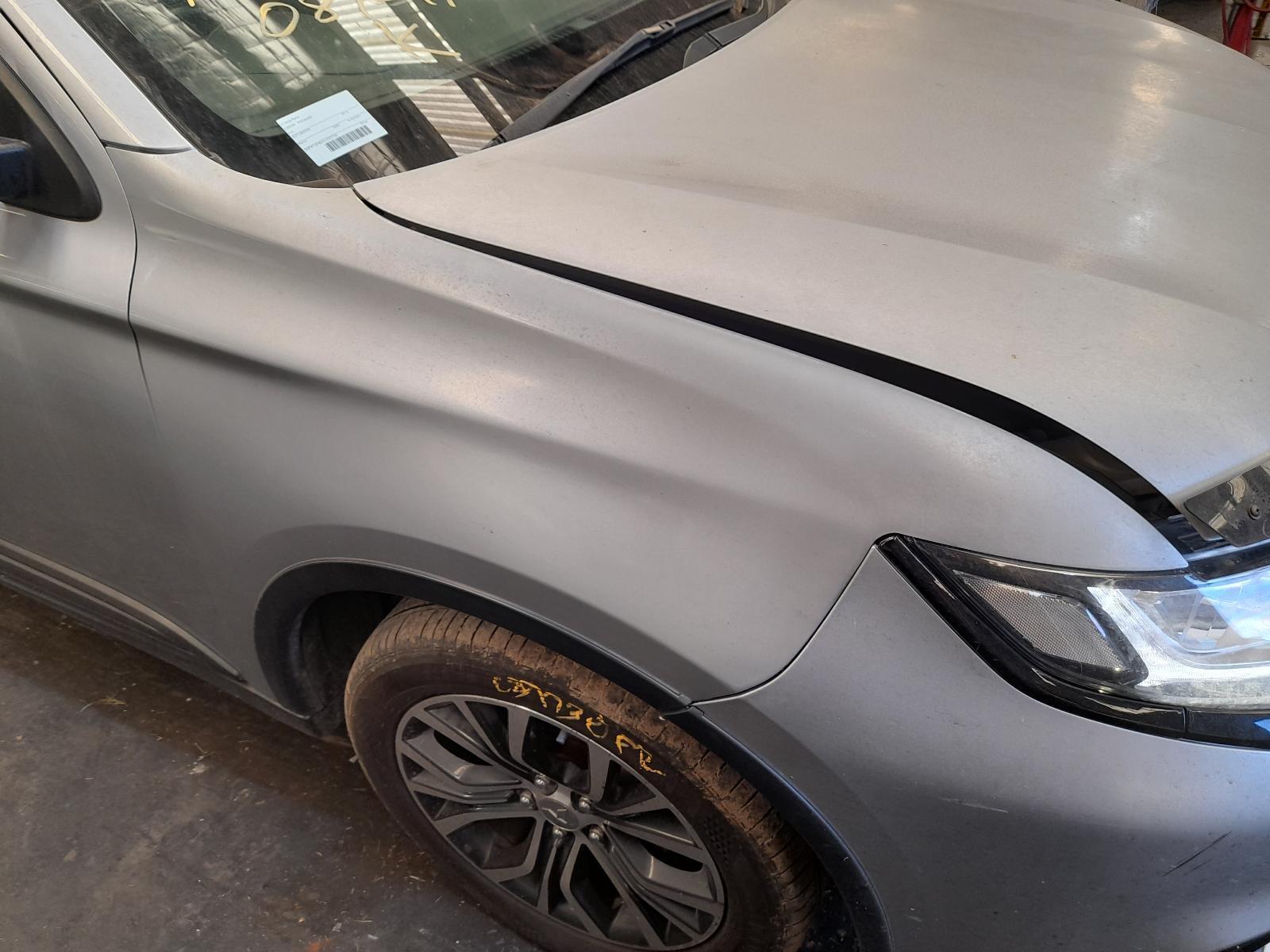 View Auto part Right Guard Mitsubishi Outlander 2016