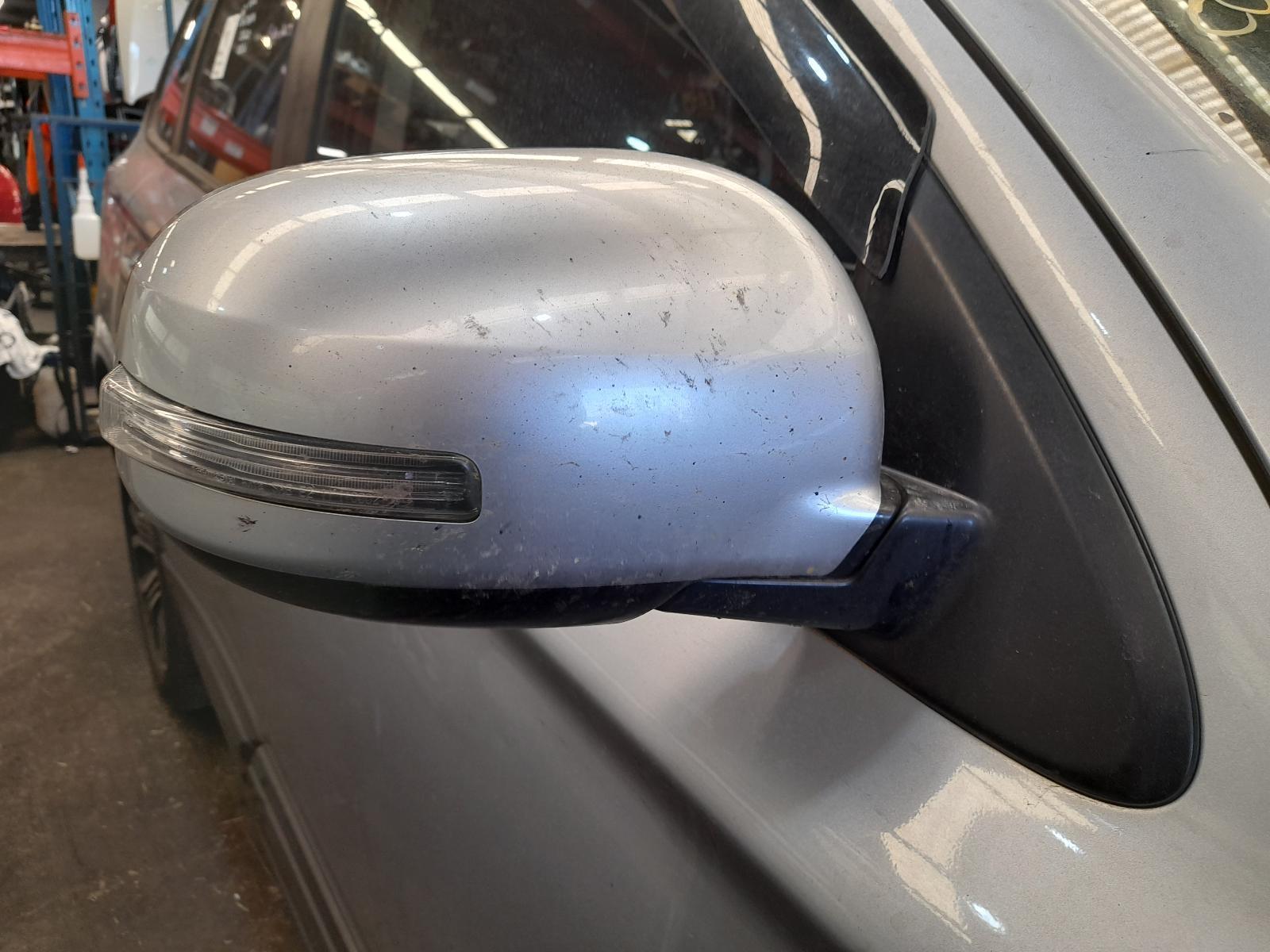 View Auto part Right Door Mirror Mitsubishi Outlander 2016