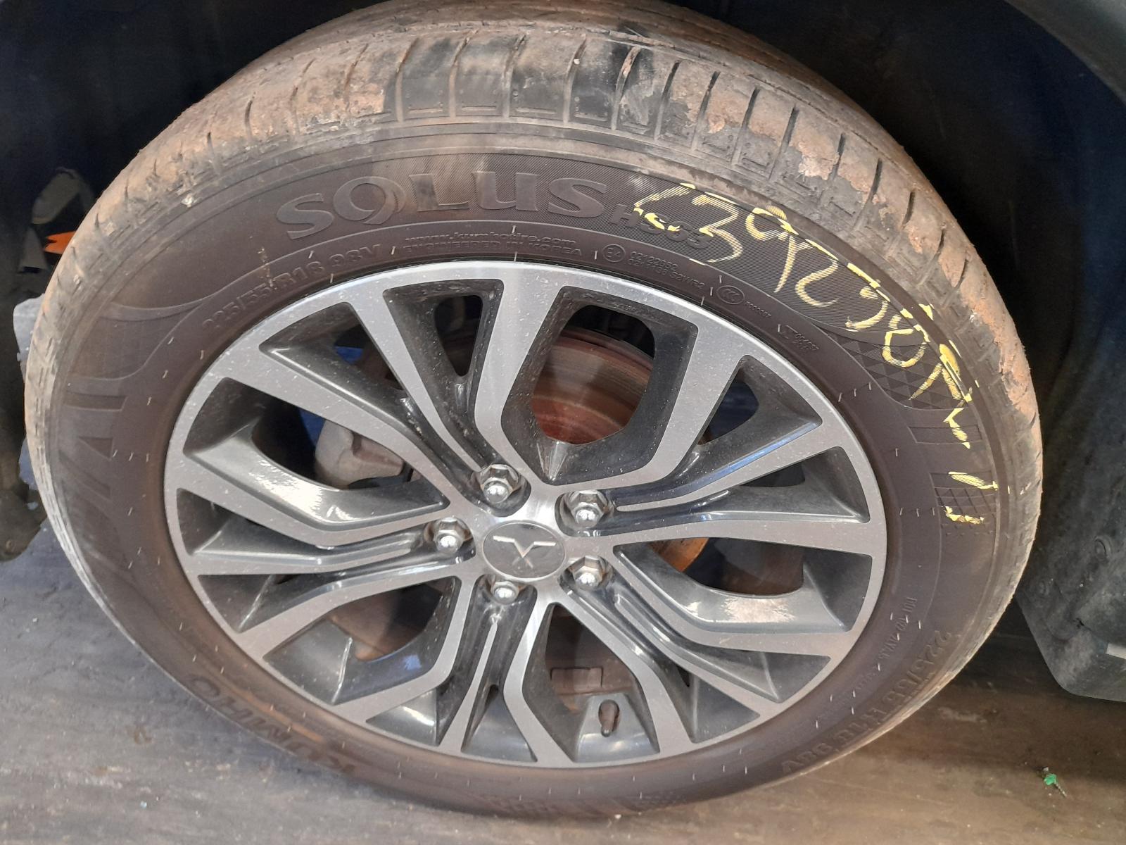 View Auto part Wheel Mag Mitsubishi Outlander 2016