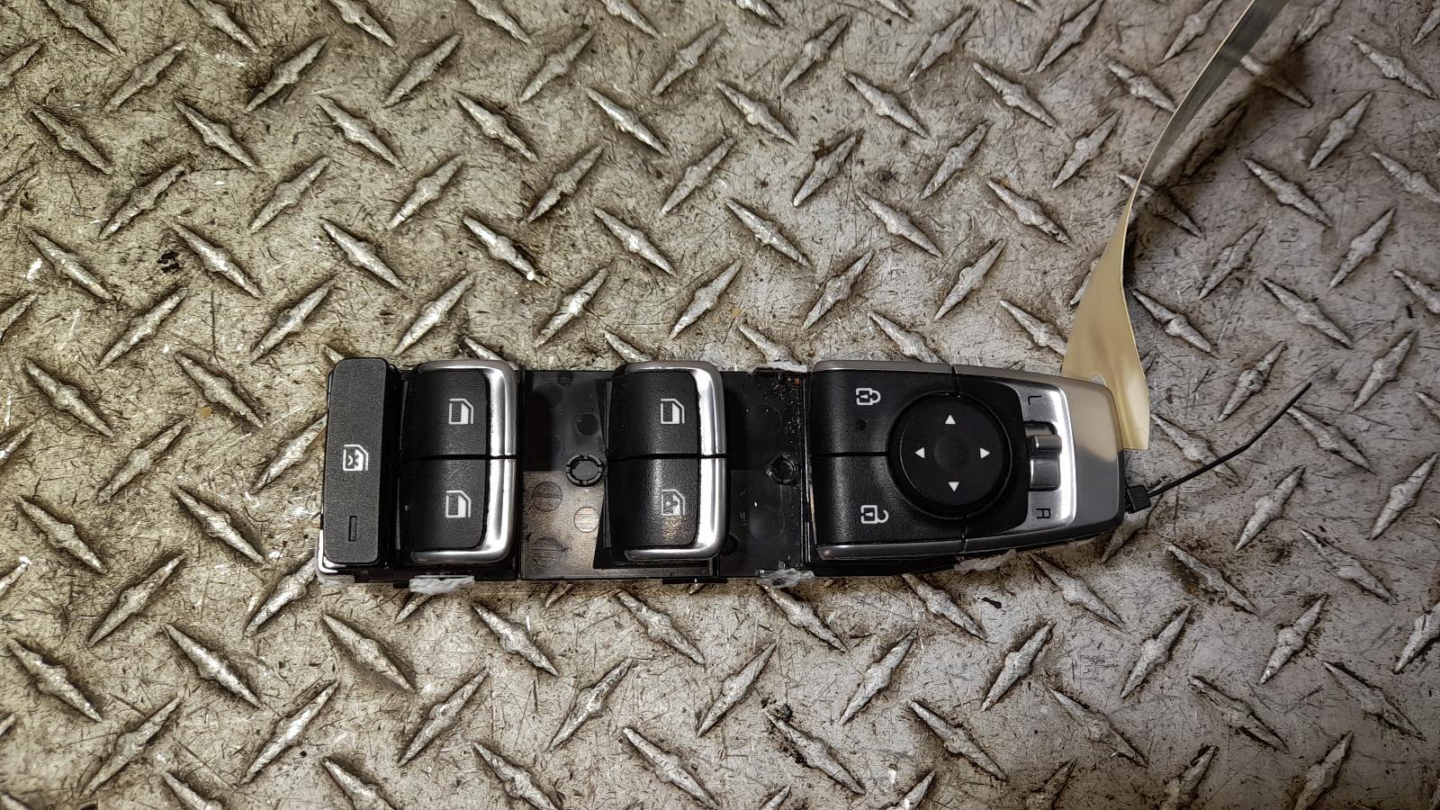 View Auto part Pwr Dr Wind Switch Kia Carnival/grand Carnival 2022