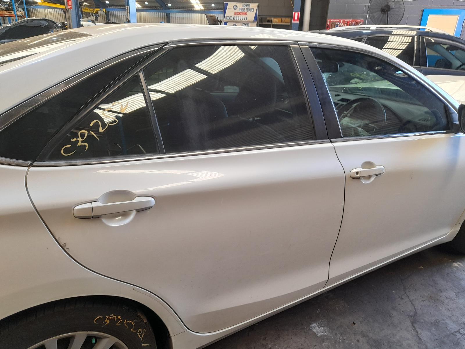 View Auto part Right Rear Door Sliding Toyota Camry 2017