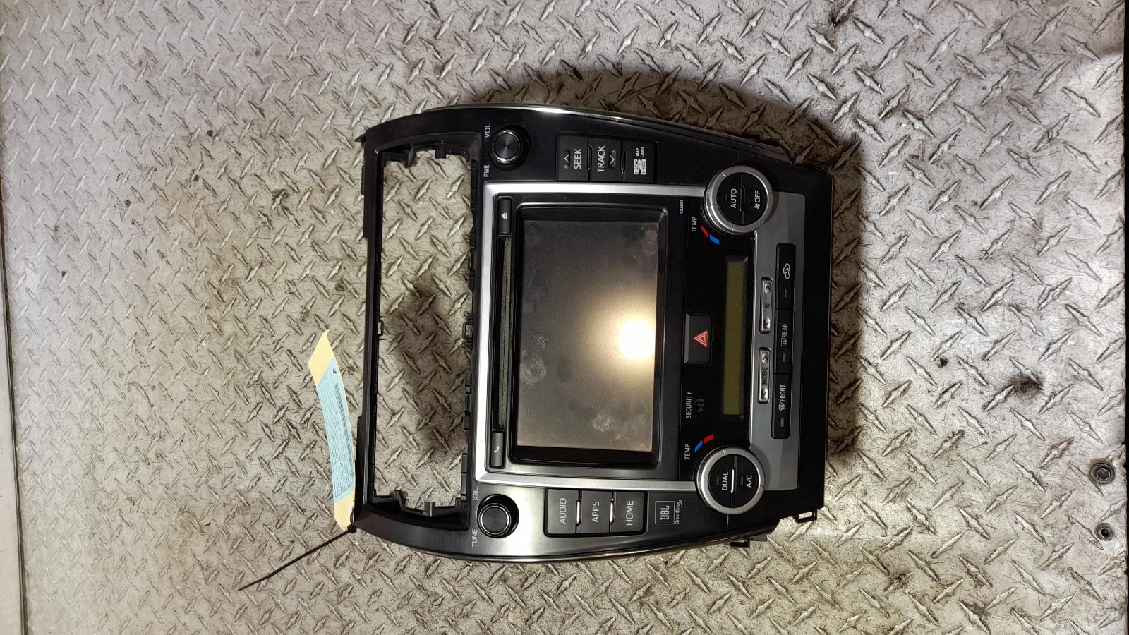 View Auto part Radio/Cd/Dvd/Sat/Tv Toyota Camry 2017