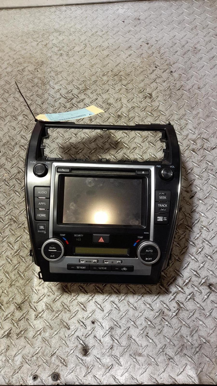 View Auto part Radio/Cd/Dvd/Sat/Tv Toyota Camry 2017